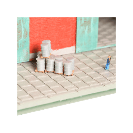 Spur N Europalette mit Fässern