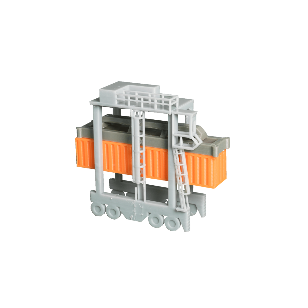 Straddle Carrier Spur N mit Container GEEplast