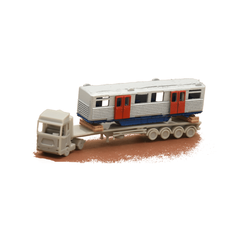 Spur N Ubahn DT3 Modell lackiert auf Sattel LKW